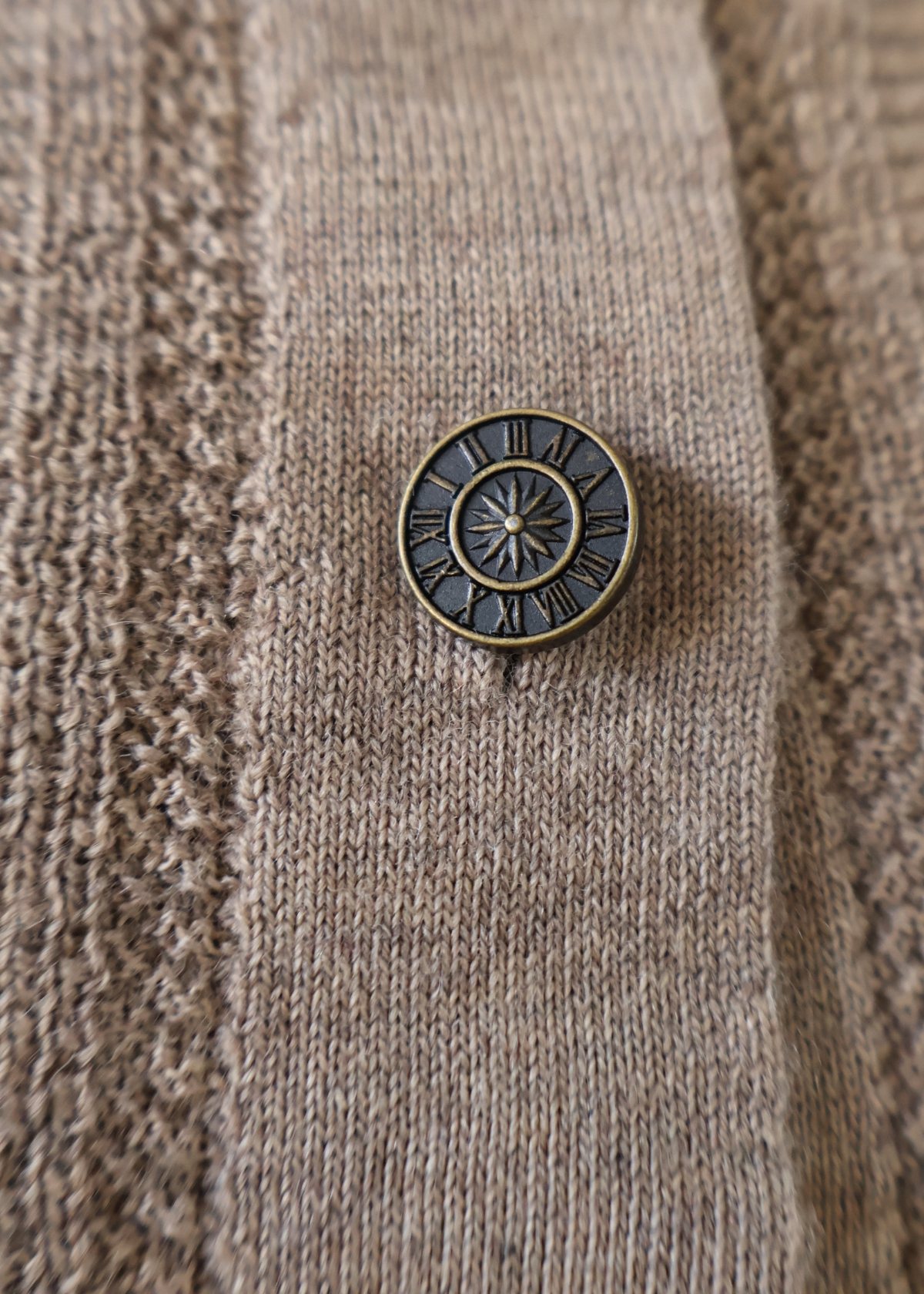 Naoise Vest