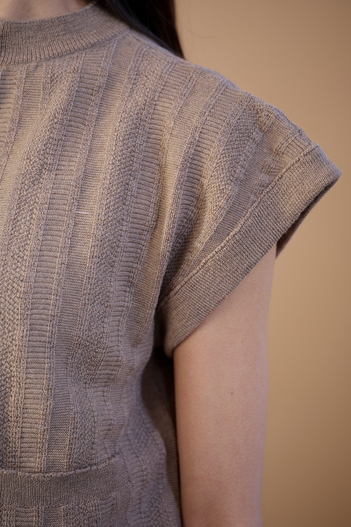 Naoise Vest